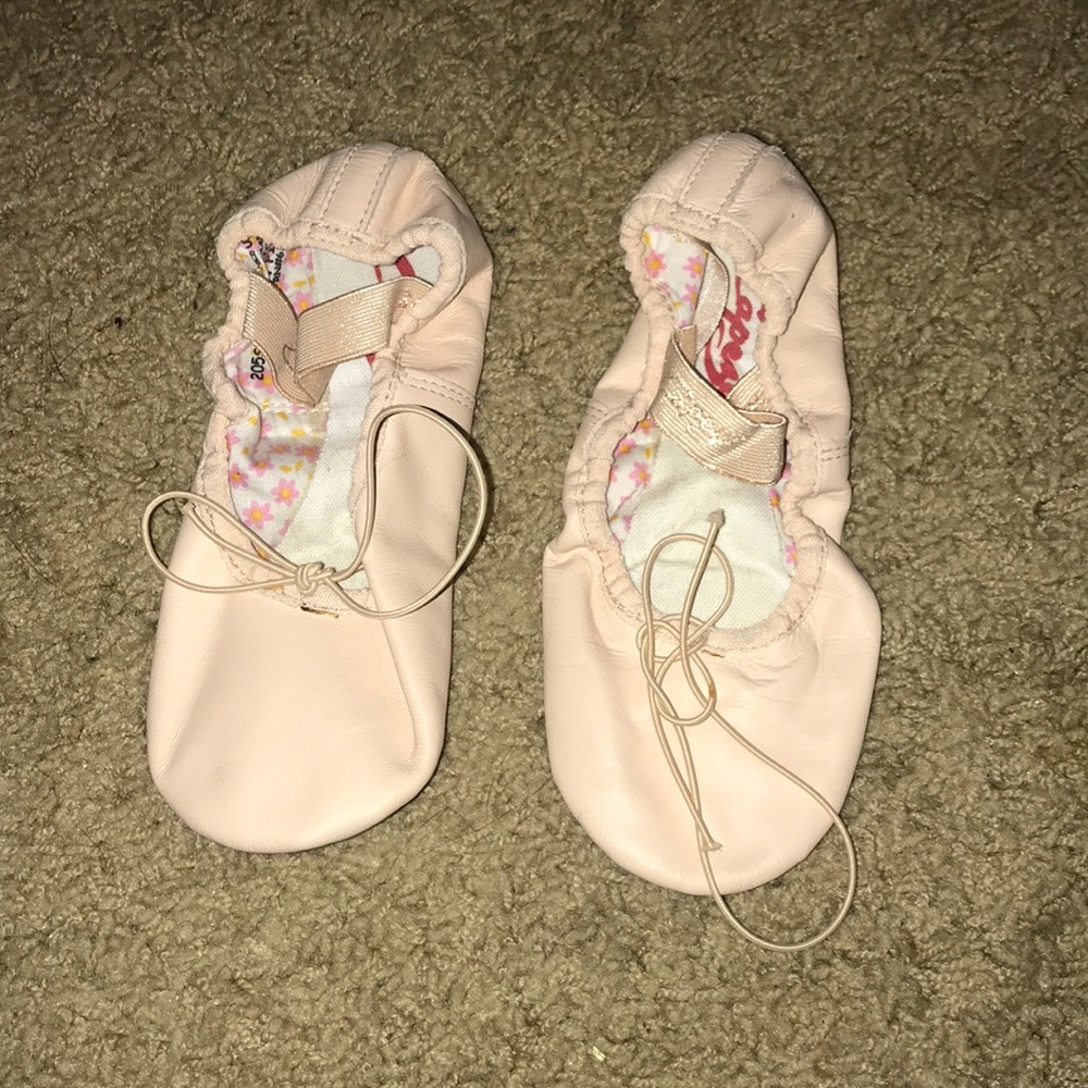 Dance shoes